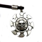 Colier de zamac cu craniu